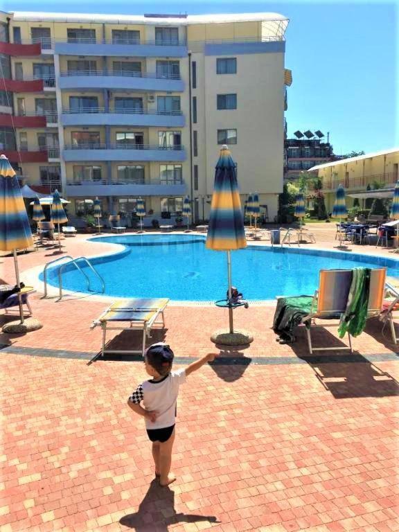 Central Plaza Apartment Sunny Beach Exterior photo