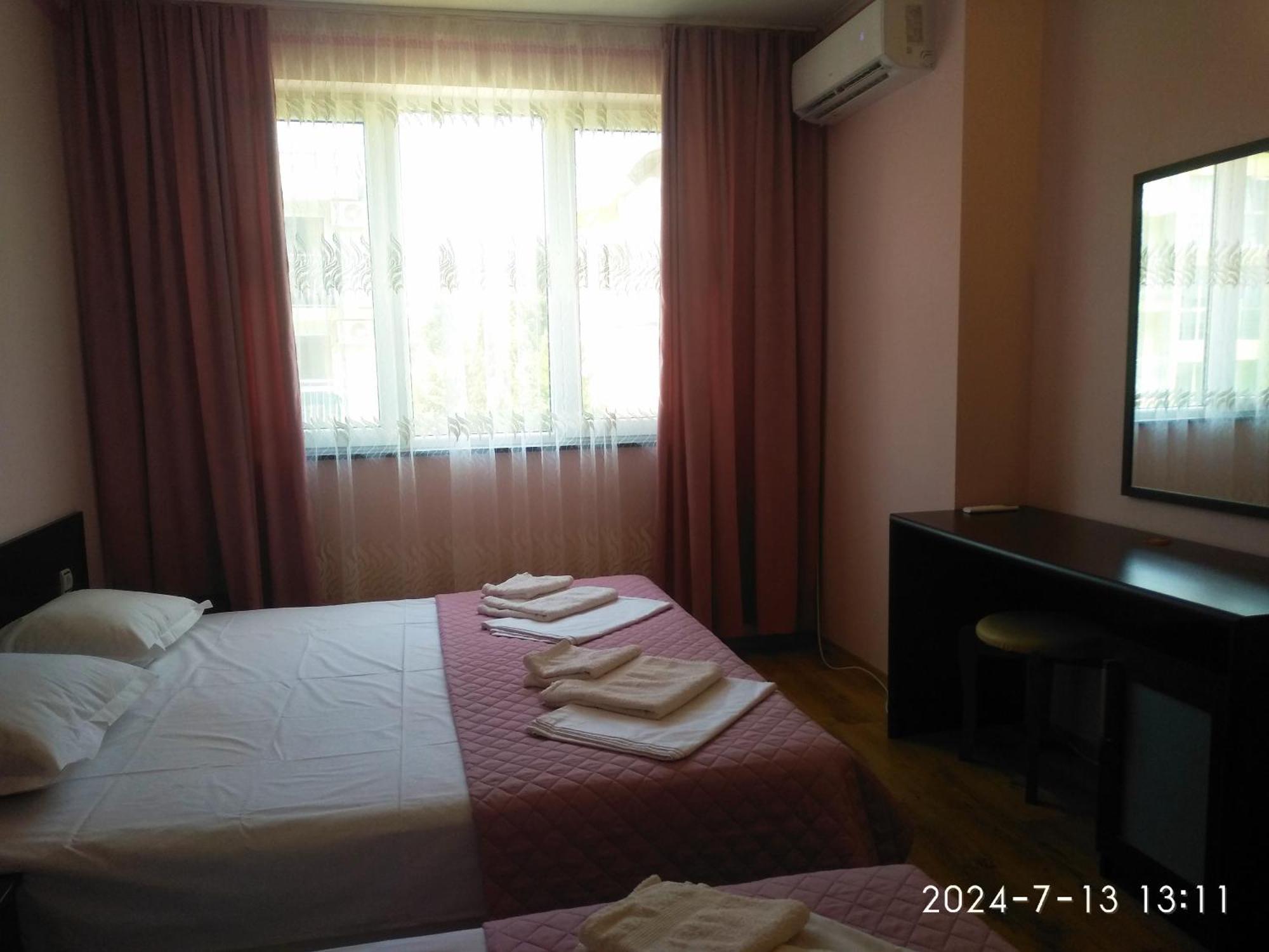 Central Plaza Apartment Sunny Beach Exterior photo